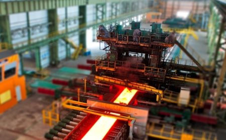 گزارش تحلیلی؛ چه شد که فولاد اکسین برترین فولادساز خوزستانی در سال ۱۴۰۲ شد؟