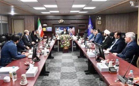 برگزاری آیین تودیع و معارفه نمایندگان حقوقی در مدارس غیردولتی شهدای صنعت نفت