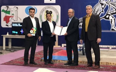 در آیین اختتامیه مسابقات لیگ وزنه برداری استان خوزستان:  مدیرعامل شرکت ملی حفاری ایران  مورد تقدیر قرار گرفت