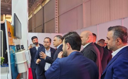 بازدید وزیر نفت از سالن‌های ۸ و ۹ بیست‌ونهمین نمایشگاه بین‌المللی نفت، گاز، پالایش و پتروشیمی