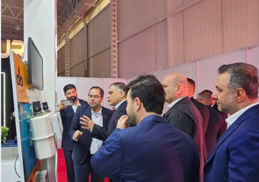 بازدید وزیر نفت از سالن‌های ۸ و ۹ بیست‌ونهمین نمایشگاه بین‌المللی نفت، گاز، پالایش و پتروشیمی